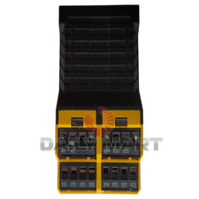 New In Box EATON ESR5-NO-31-230VAC Time Relay