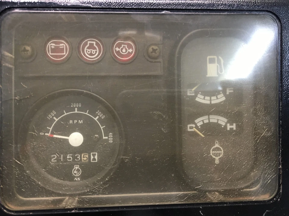 Tablero de instrumentos con medidores para Ford New Holland CM274 CM272 CM222 CM224 Foto 2 de 4