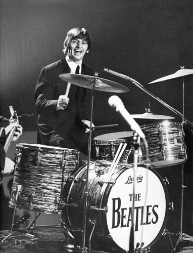 A Ringo Starr Playing The Drums 8x10 Picture Celebrity Print