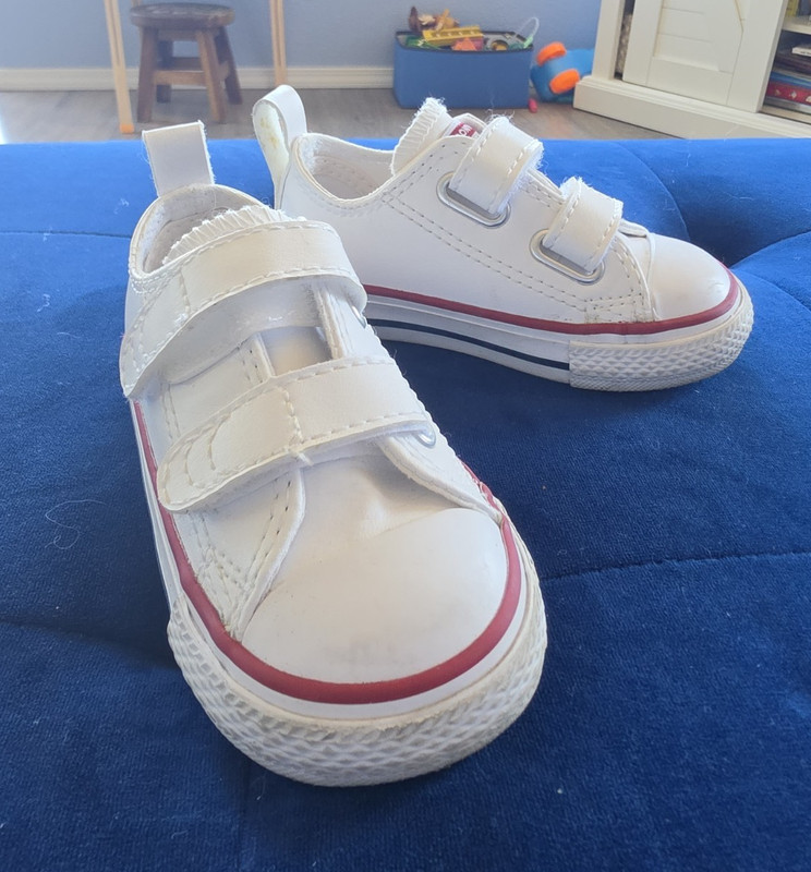 Converse Chuck Taylor All Star White Leather Sneaker Shoes Toddler 4c Great Cond