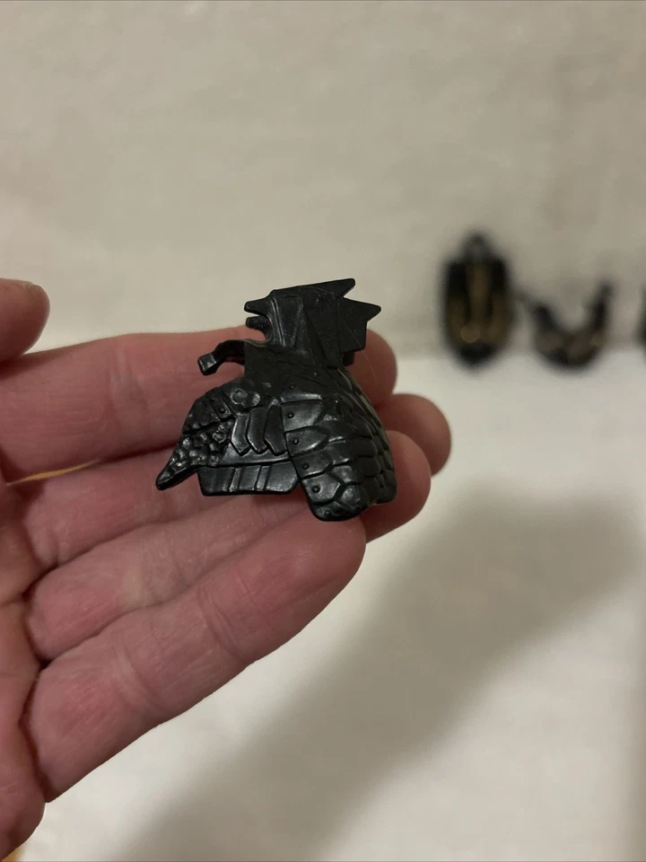 Lote de Acessórios 1998 Small Soldier Ultra Armor Archer Gorgonite Leader FRETE GRÁTIS - Imagem 3 de 4