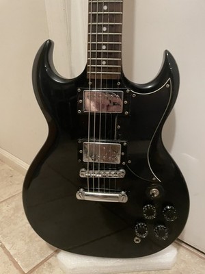 Silvertone Samick 6 String Electric Guitar SG SSG Black 