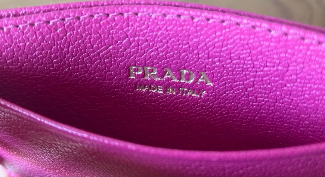 Prada Pink Goat Leather Card Holder with Logo and 3 Card Slots thumbnail 4