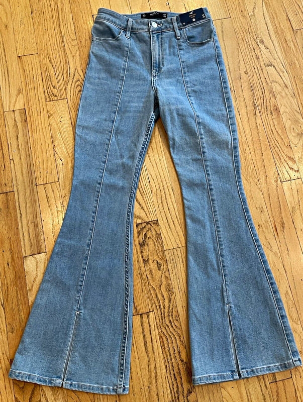 Hollister Women's High-Rise Flared Jeans 5S Light Wash Denim 5-Pocket