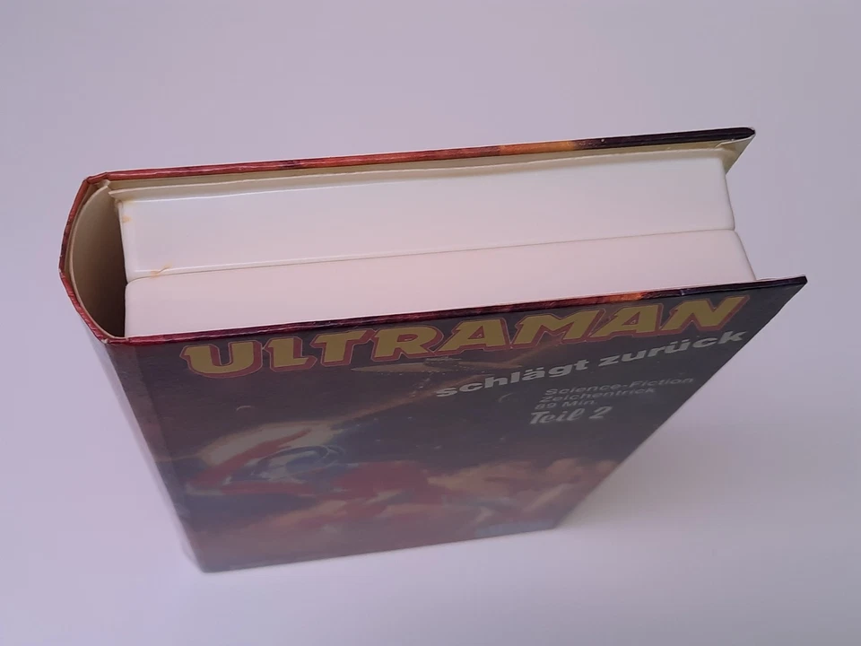 Ultraman Teil 2 schlägt zurück 1983 VHS German PAL Video Hartbox - Bild 4 von 4