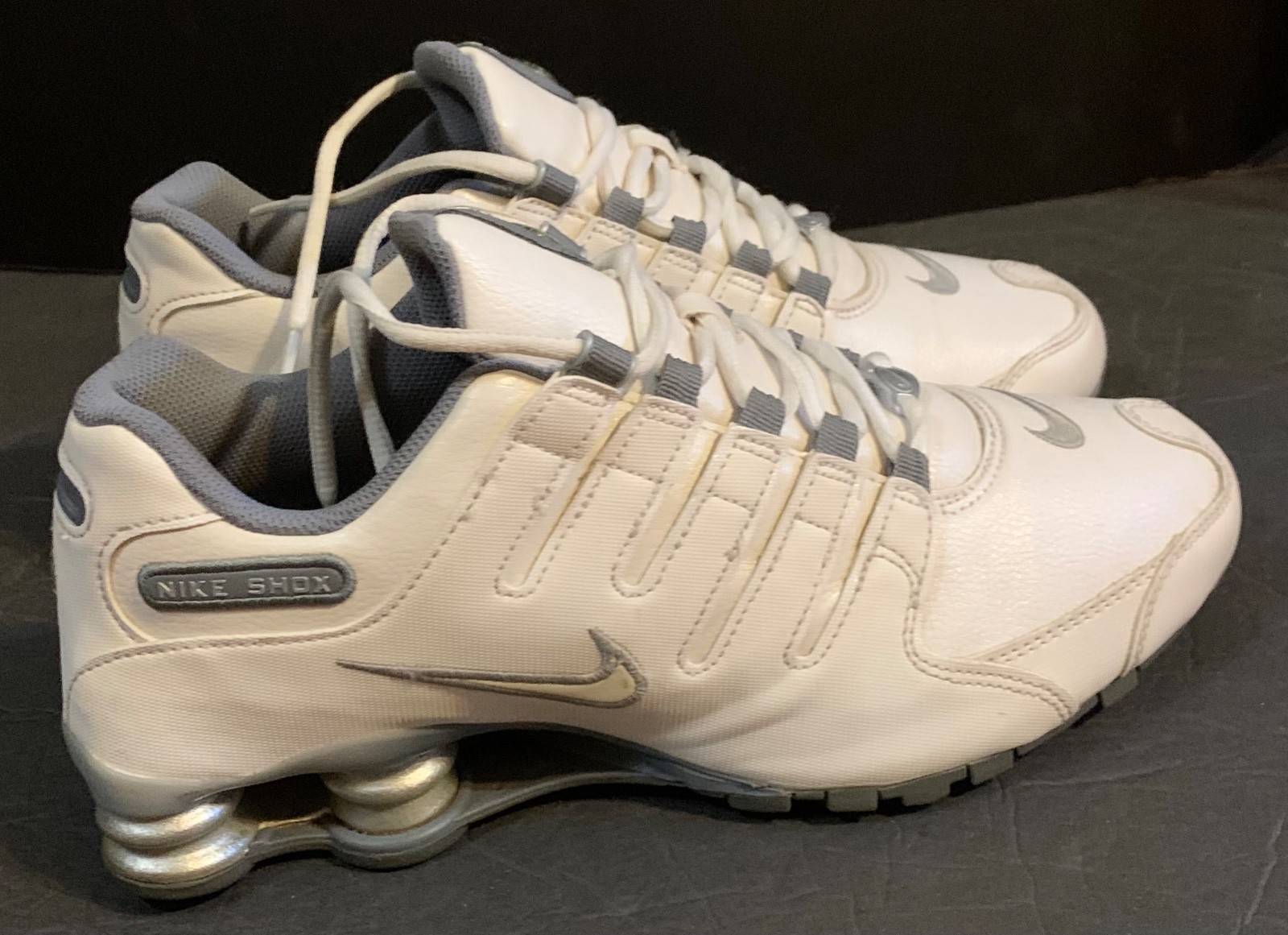 Size 10.5 - Nike Shox NZ EU Premium Platinum White Cool Grey W image 2