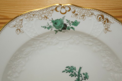 Meissen Green Watteau #8 Dinner Plate, 9 3/4" #3701 - Picture 5 of 10