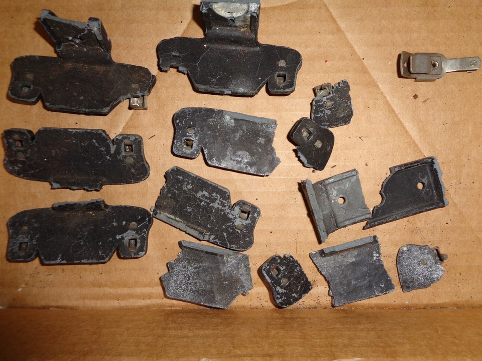 Dorfan Standard Gauge Freight Car Parts Lot Axles/Wheels/Casting pieces