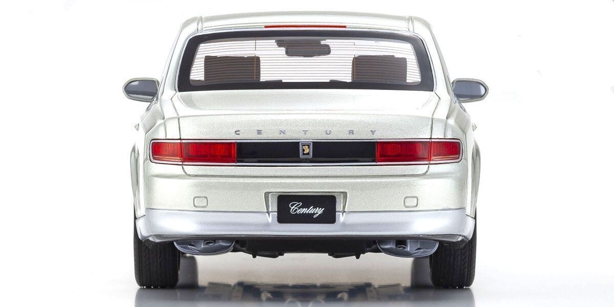 1/18 Toyota Century Silver Resin Model Car by Kyosho Samurai