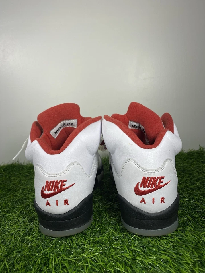 Nike Air Jordan 5 Retro GS Niños Rojo Fuego Talla 6Y Blanco Rojo Cuero 440888-102 Foto 4 de 4