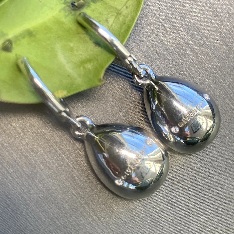 Pendientes firmados Givenchy sirena lágrima azul facetado clase de arte enchapado en rodio Foto 2 de 4