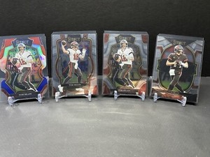 2022 Select Tom Brady Red & Blue Die Cut, Club, Premier, & Concourse Base Bucs