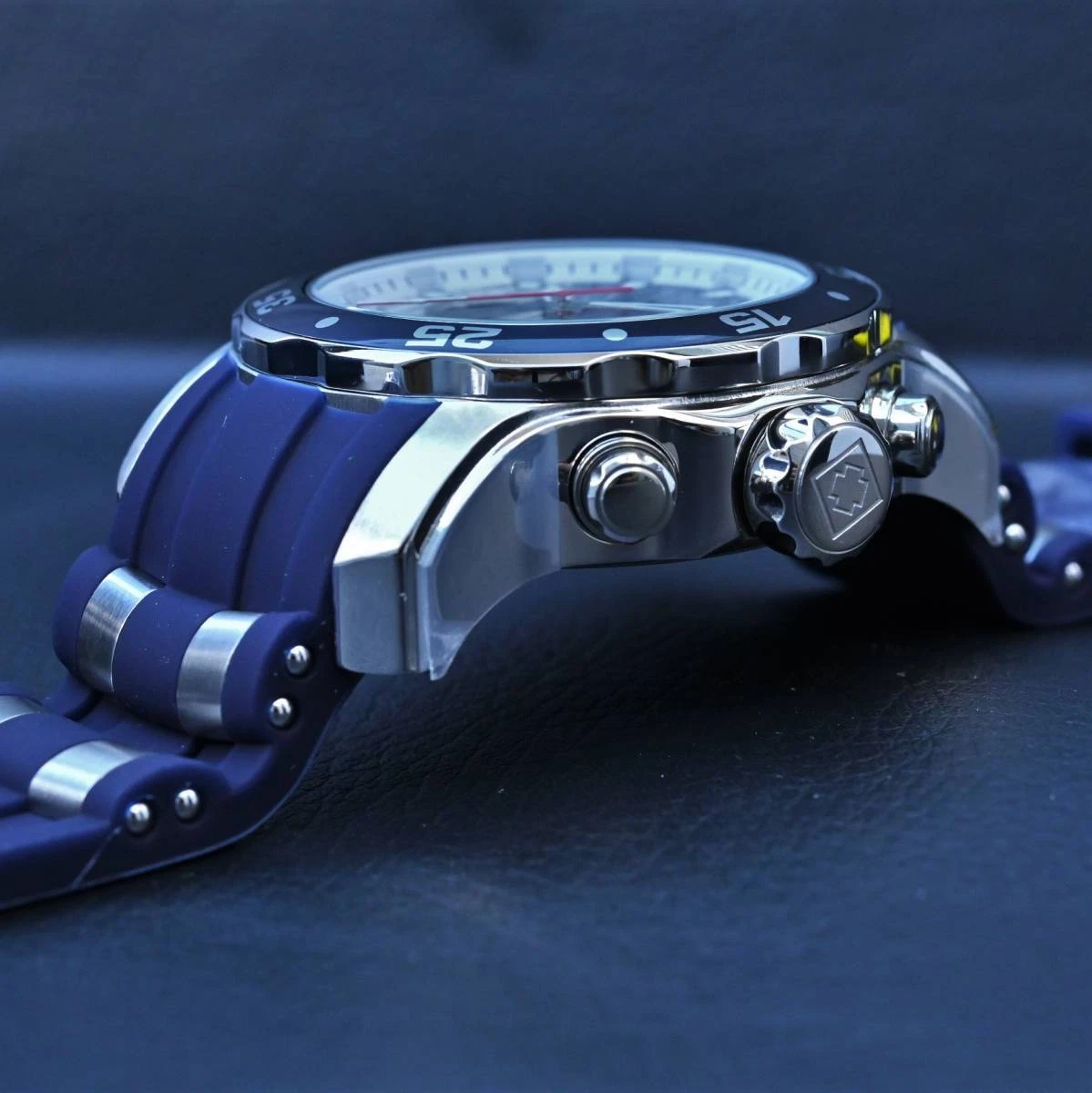 INVICTA Invicta MLB New York Yankees 42846 Battery Operated 100m Waterproof