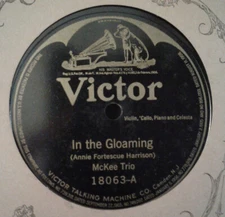 McKee Trio - In The Gloaming / Supplication 0 Shellac, 10" Victor 18063 Good Plu