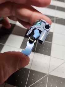 Lego DC Comics: MR. FREEZE Minifigure w/ Headgear Medium Blue from 76000