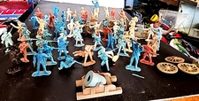 The TOY SOLDIER Co. Play Chest YORKTOWN Playset PC527B MASSIVE 100s Of Pieces !