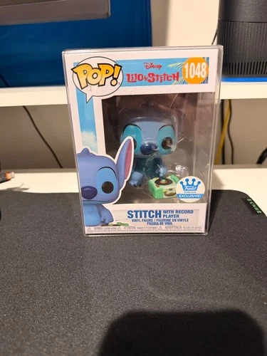 Funko Pop! Vinyl: Disney - Stitch with Record Player - Funko (Exclusive) #1048