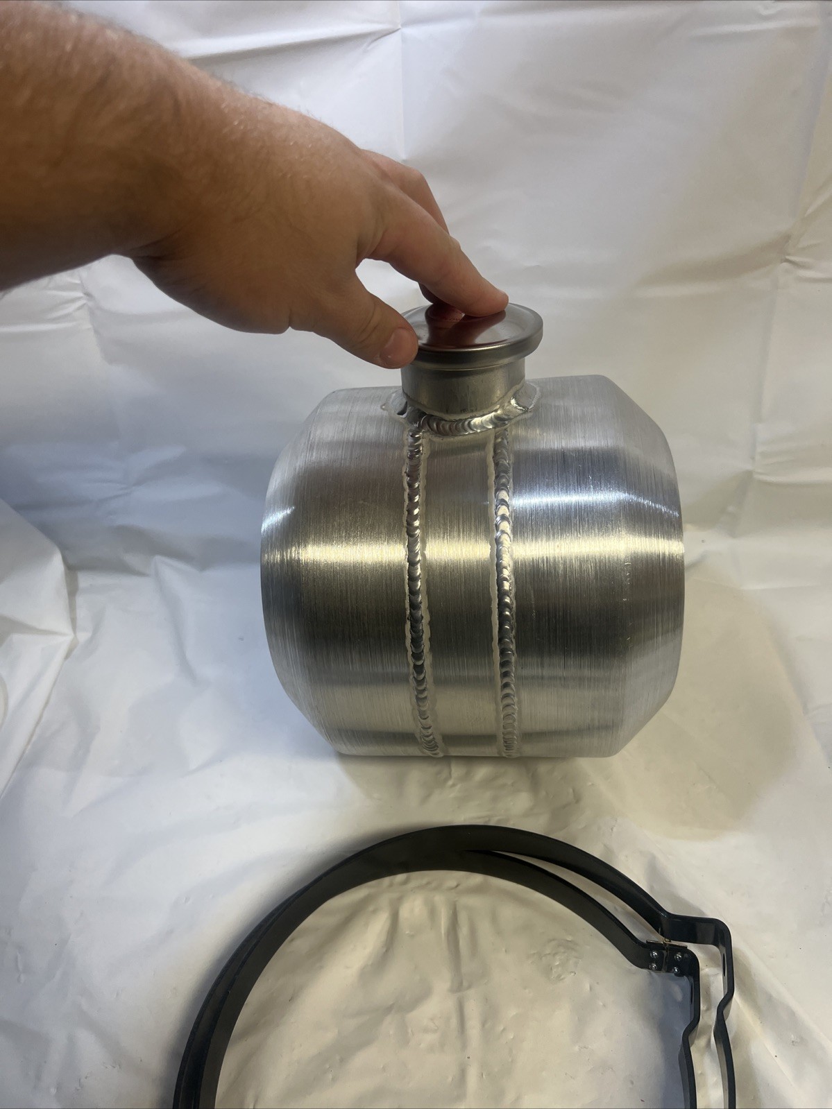 8'' x 8'' Fuel Tank With Baffle 1.75 Gallon 1/4 NPT Round Gas Tank Aluminum Spun