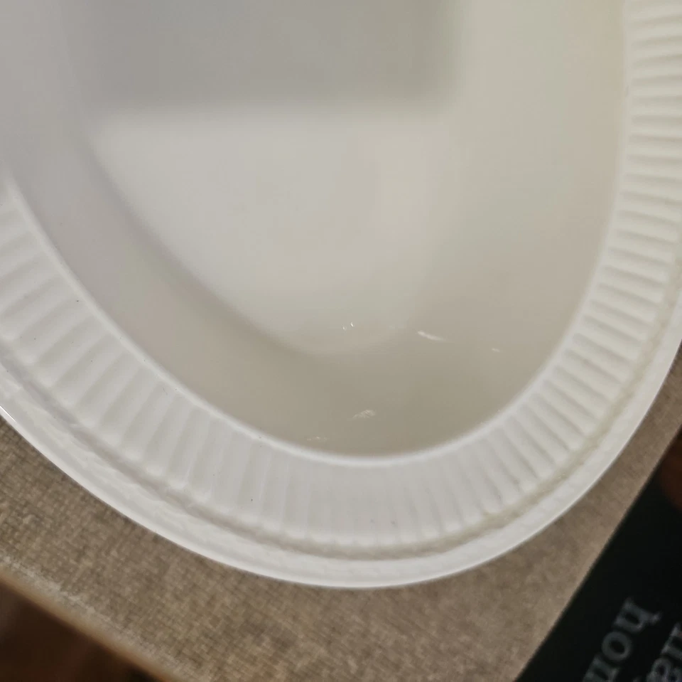 Cuenco para servir Wedgwood EDME Etruria Barlaston England borde acanalado ovalado 8x10,5 Foto 3 de 4