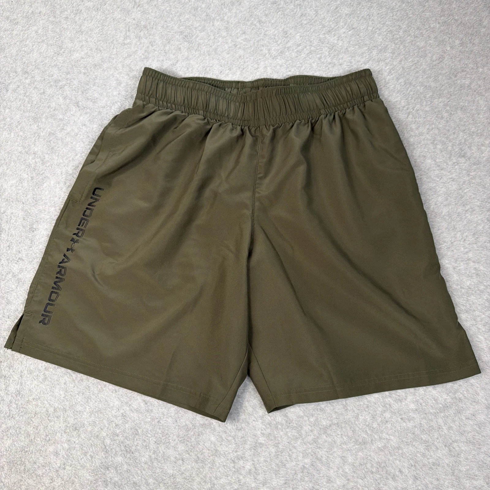 Under Armour 1383356 UA Men's TECH™ 8 in Woven Wordmark Olive Athletic Shorts