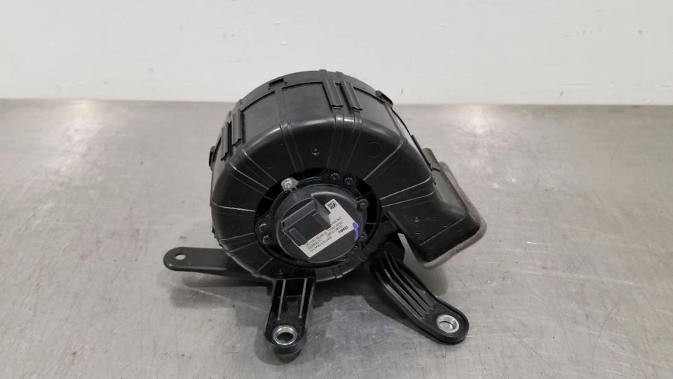 23 VENTILADOR DE REFRIGERACIÓN BATERÍA HÍBRIDO TOYOTA TUNDRA PASAJERO DERECHO Foto 4 de 4