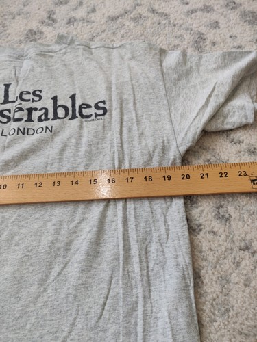 VTG 1986 Dewynters Les Miserables London Adult Grey Tshirt sz L - Picture 16 of 16