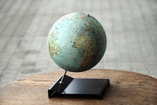 Alter Zakovsky Globus 26 cm Prag Vintage Design Erdglobus