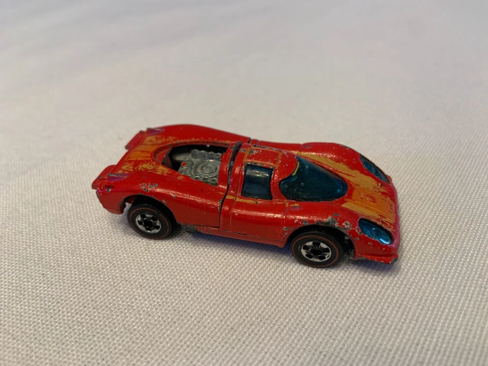 1974 Hot Wheels Redline Flying Colors Porsche 917 Alternate Red Metal Base - Image 2 of 4