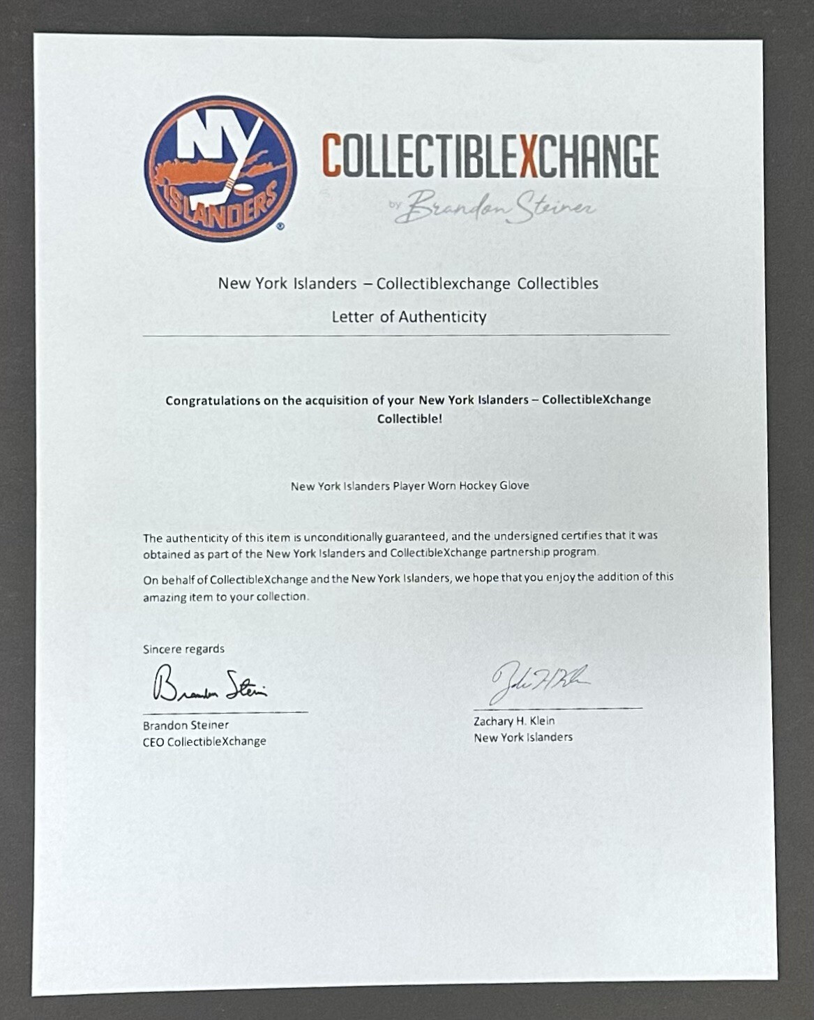 New York Islanders Game Used Player Worn CCM Hockey Gloves Pair Steiner LOA