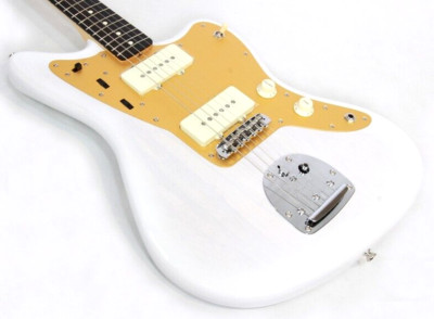 New Fender Made in Japan Heritage 60s Jazzmaster White
