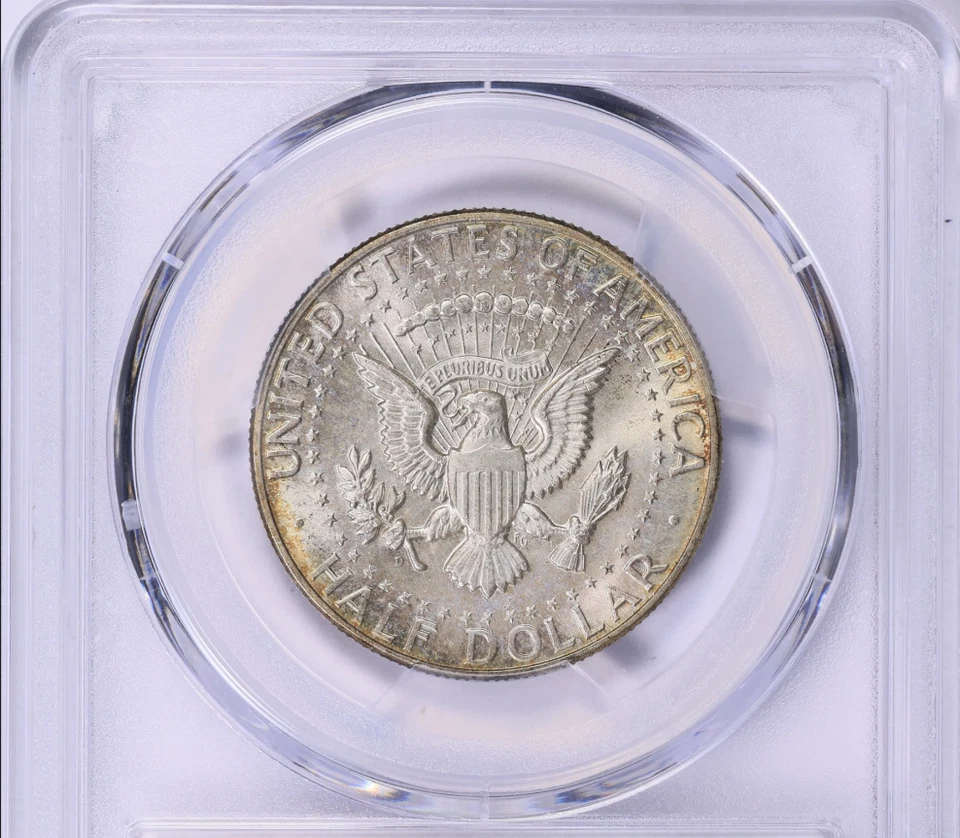 Magnífica moneda de medio dólar Kennedy 1964-D de plata graduación profesional MS-66 (tonificada) de Estados Unidos | Foto 4 de 4