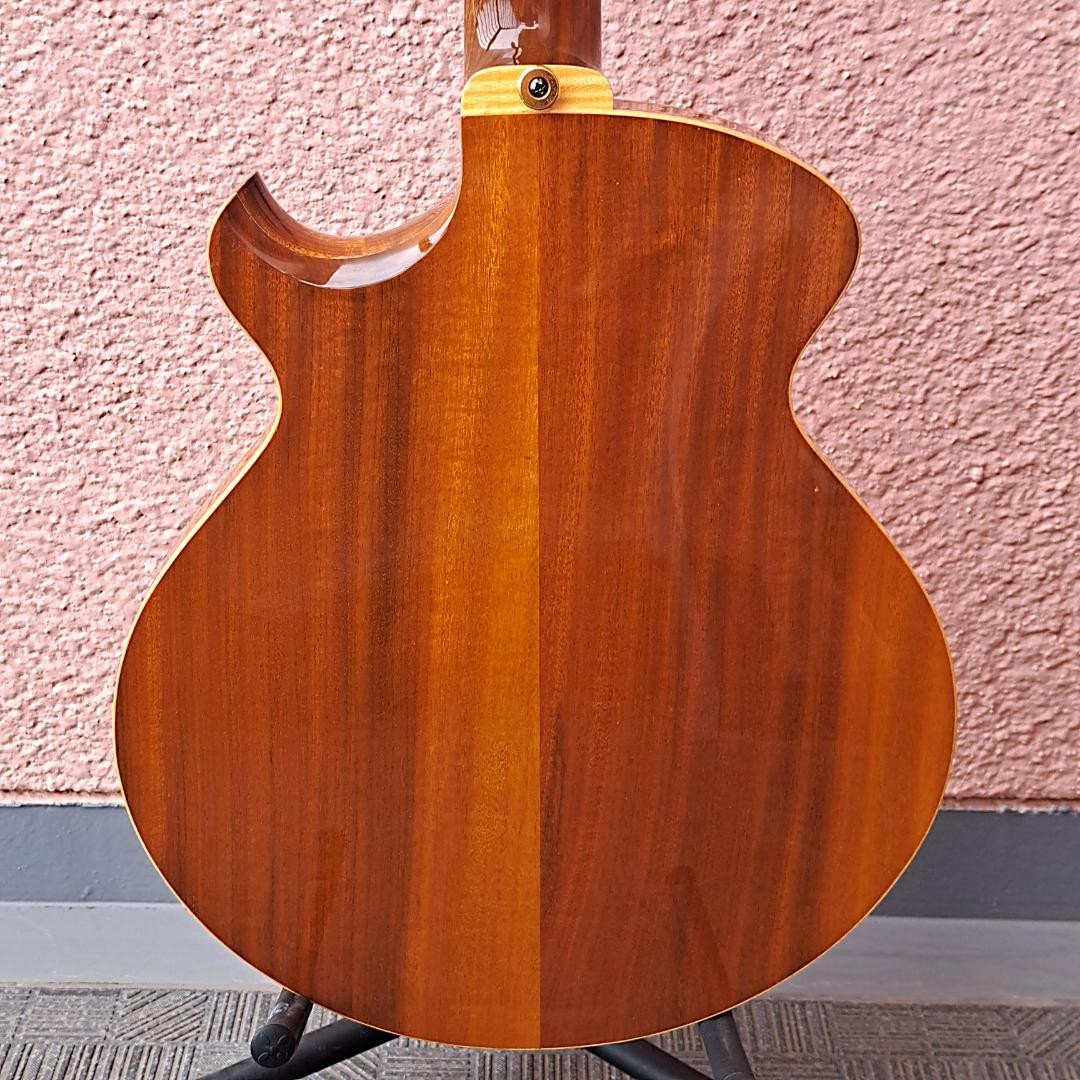 Eastman El Rey Er3 Deluxe | eBay