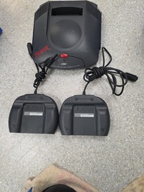 Atari Jaguar - 64Bit Console with 2  Controllers  *100% Untested*
