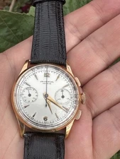 Universal GENEVE Chronograph 18K Solid Gold Mens Watch