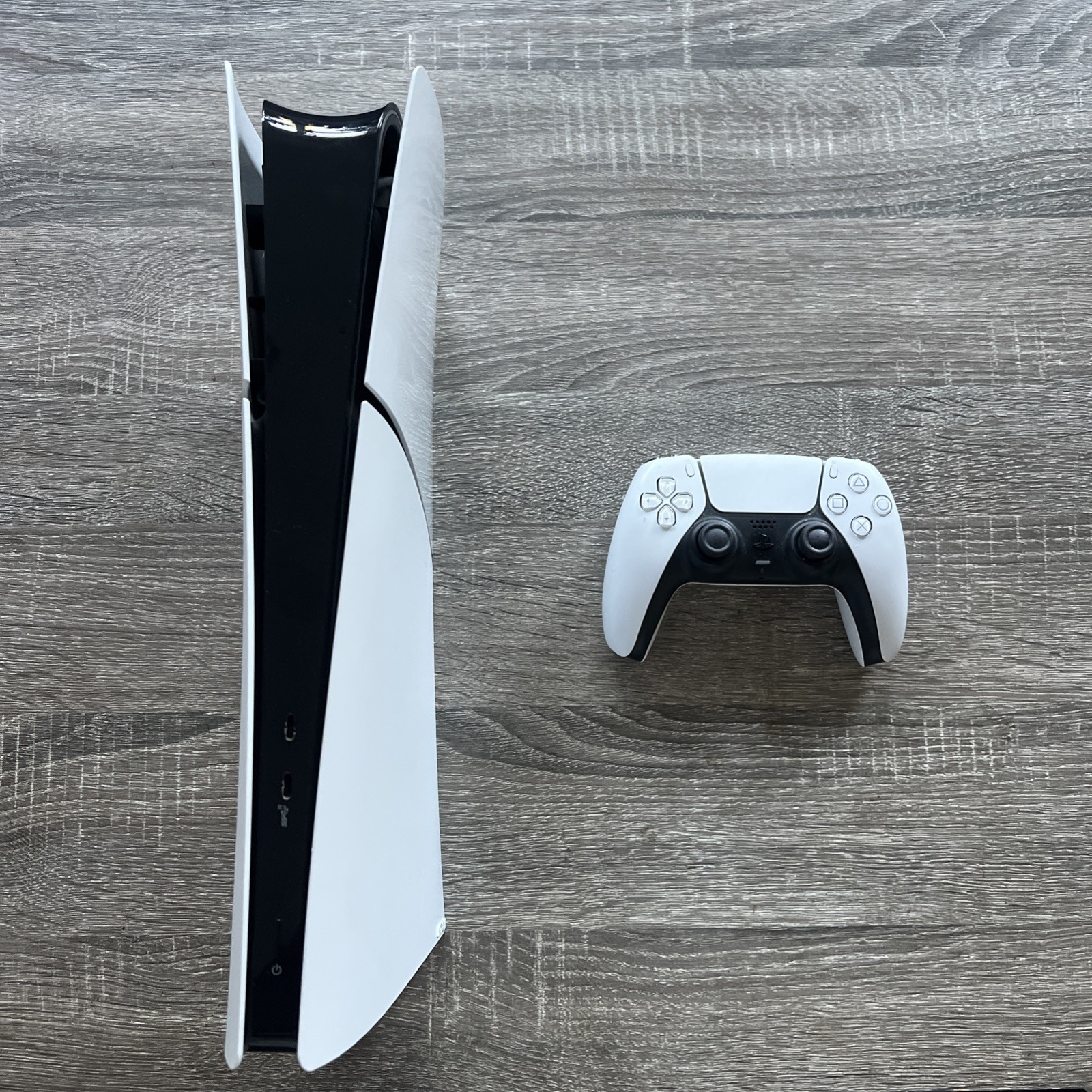 Sony PlayStation 5 PS5 Slim 1TB Video Game Console - White - FAST DISPATCH