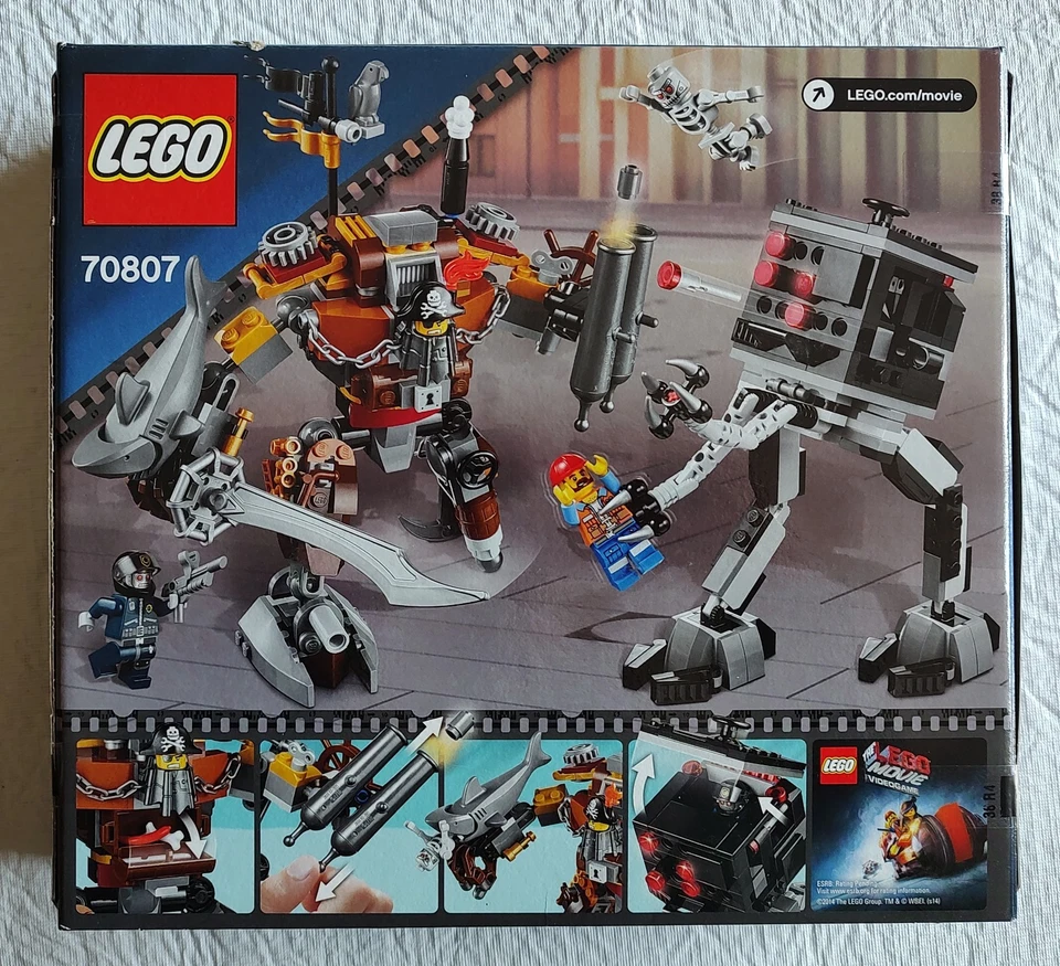 NEW The Lego Movie MetalBeard’s Duel 70807. (3) Mini-Figures. Shark. Parrot - Image 2 of 4