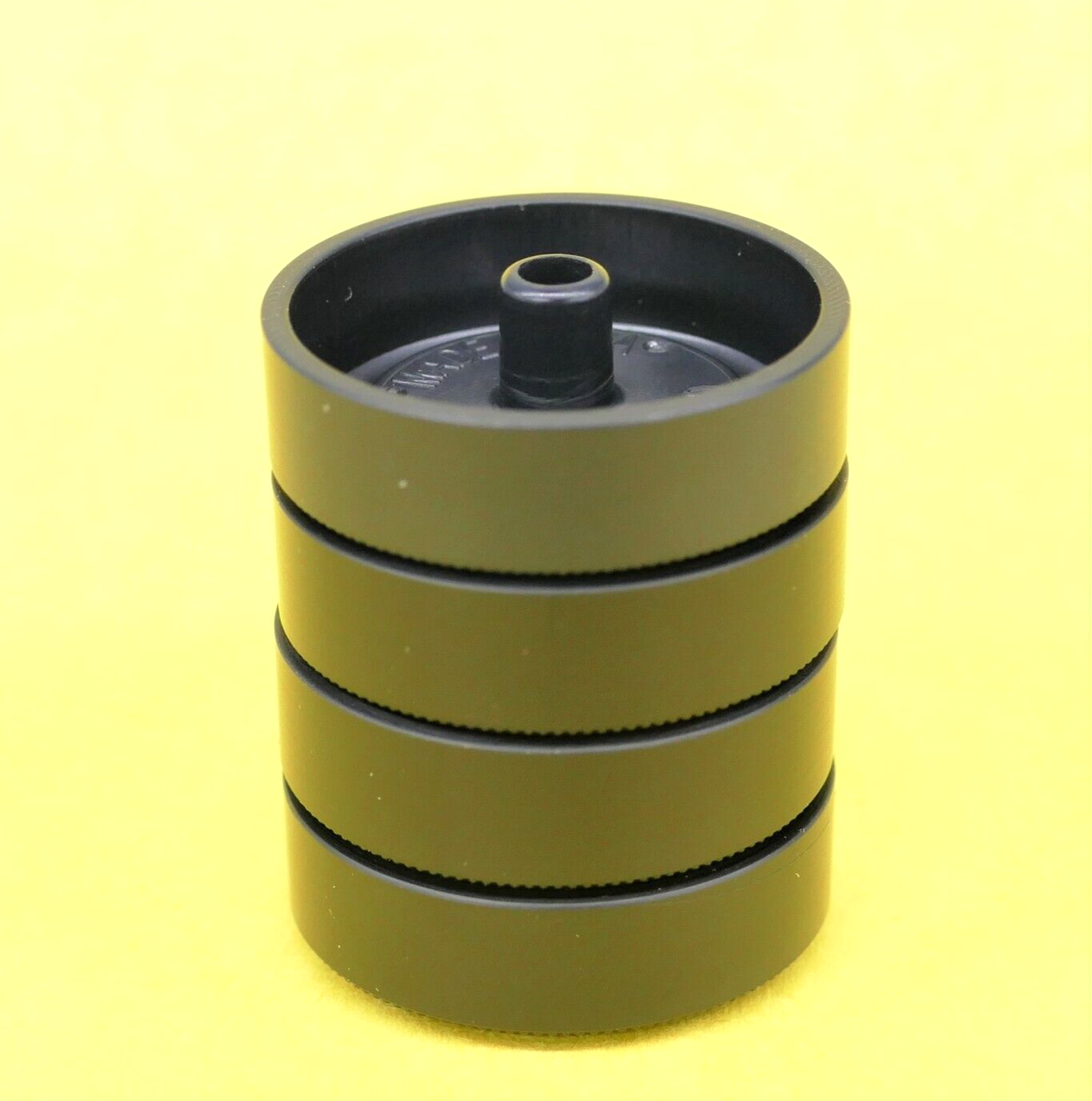 Dominant Lathed Pinewood Derby Wheels & Polish Axles Hub, I Edge, RACE