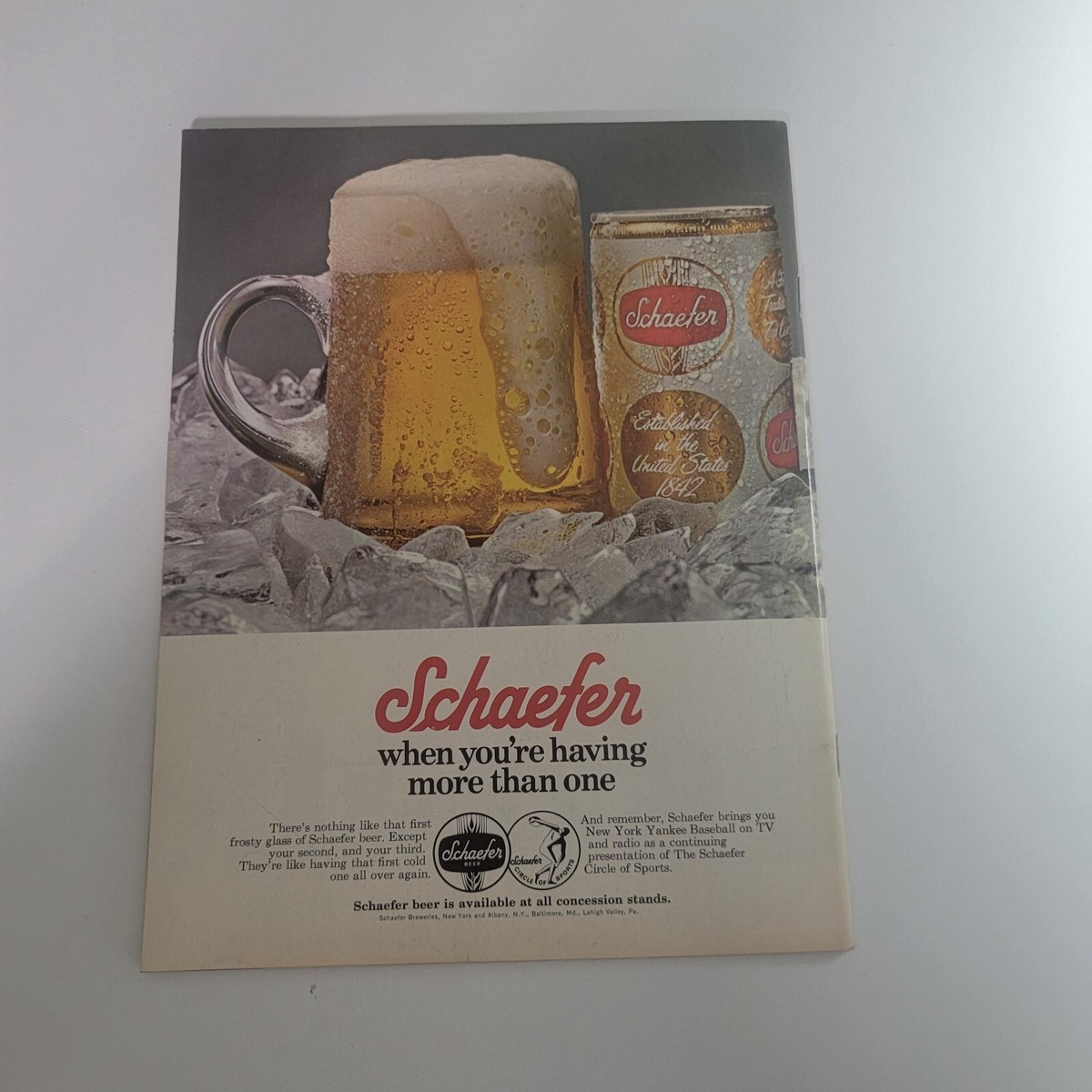 洋書 NewYork YANKEES 1984 oficial yearbook s-l400.jpg