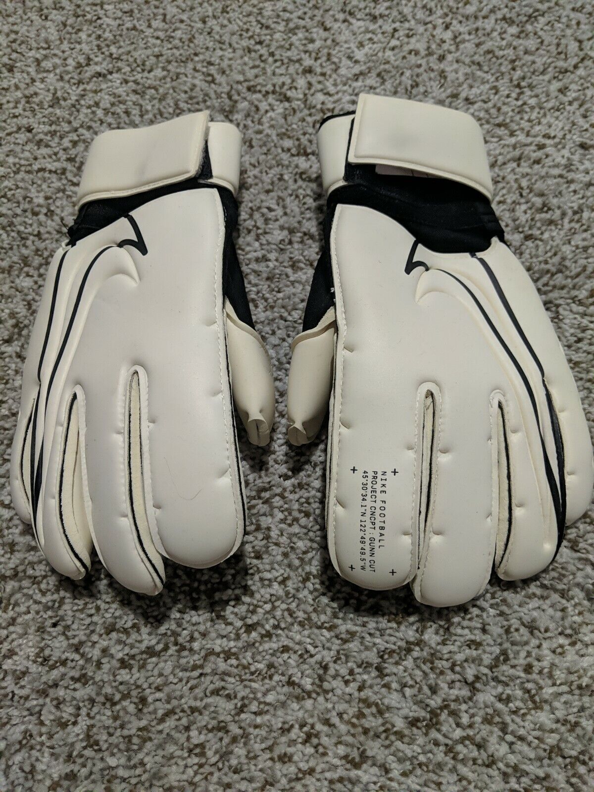 Nike GK Gunn Cut Promo Goalkeeper Gloves Size 9.5 CK4899-100