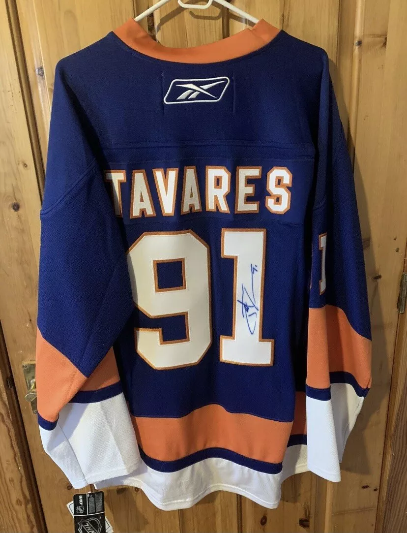 New York Islanders Jersey Signed By John Tavares