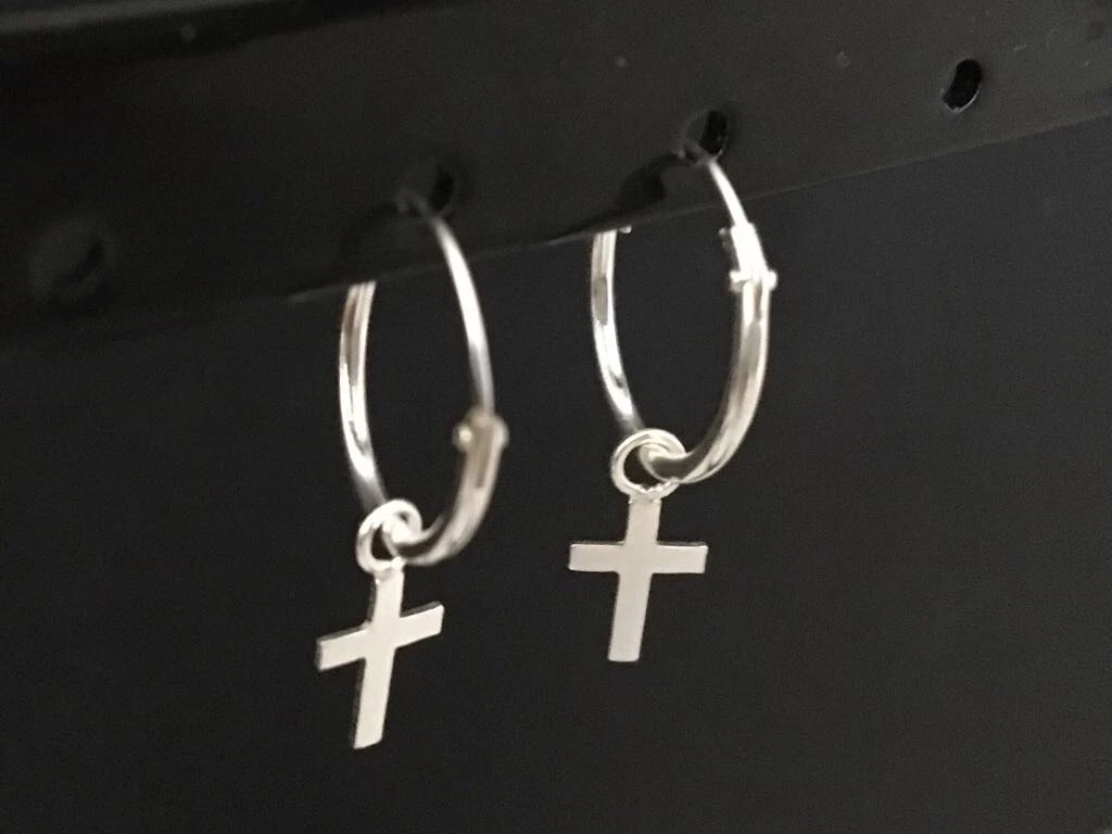 Small charm hoop earrings deals