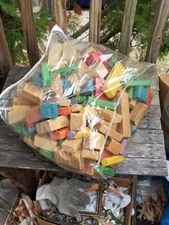 VINTAGE CHILDREN'S PLAY TOYS WOODEN BUILDING BLOCKS