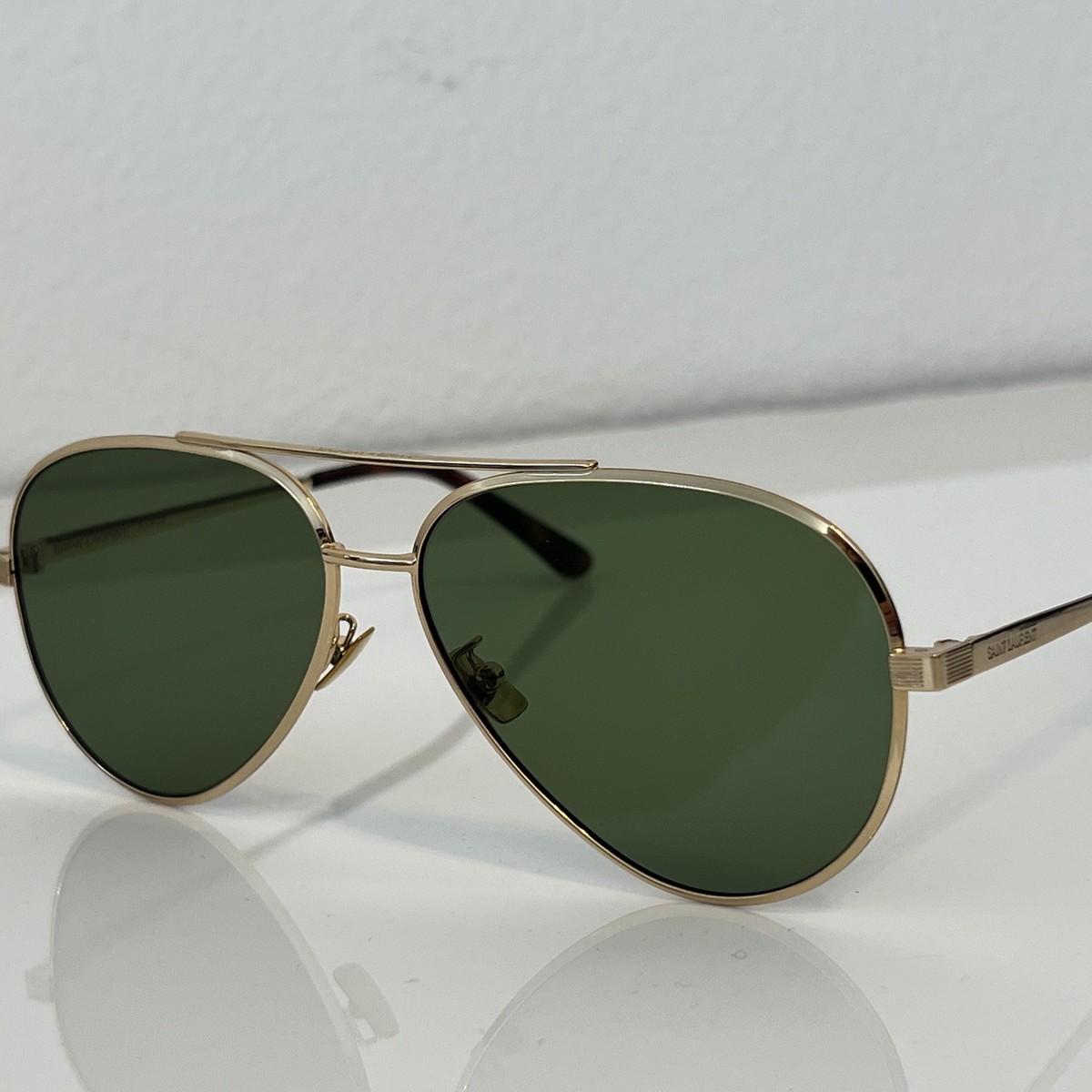 ysl Saint Laurent Classic 11 Zero NWT Gold Green 002 Flat Base