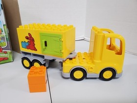 Lego DUPLO DELIVERY TRUCK Building Set 10601 Used 2015