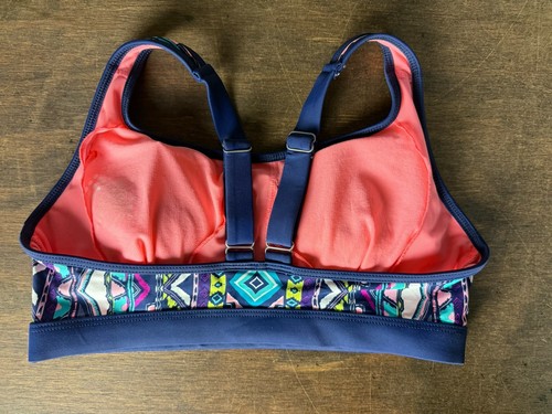NEW TITLE NINE BIKINI BATHING SWIM SUIT TOP WOMENS SIZE SMALL - Picture 2 of 3