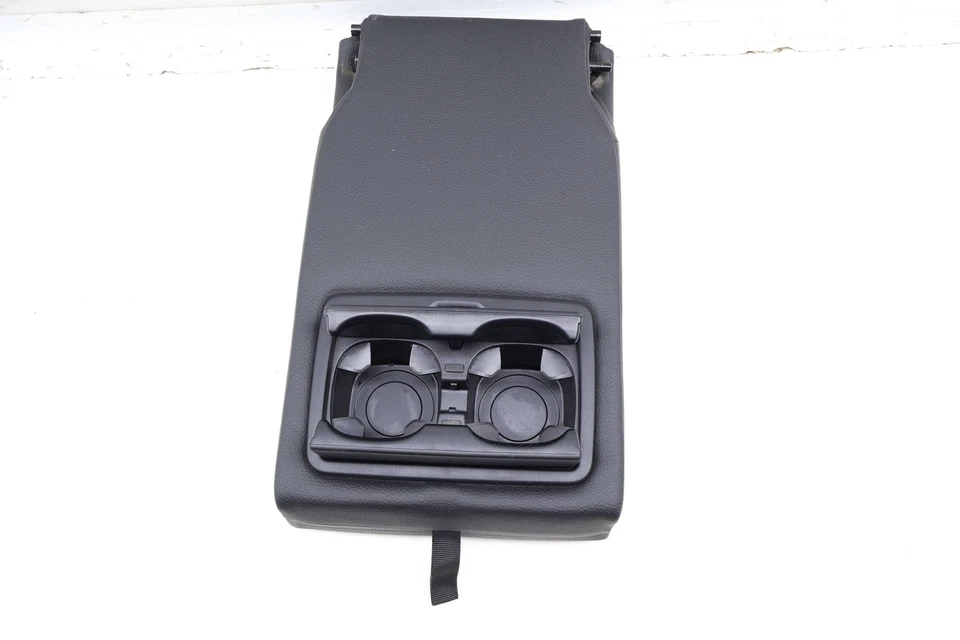 BMW 335I GT XDRIVE 2014-2015 - Asiento trasero reposabrazos central / reposabrazos 7293845 Foto 3 de 4