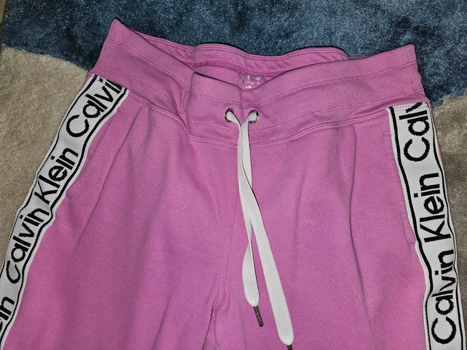 Pantalones de chándal para mujer Calvin Klein Performance rosa y blanco con logotipo grandes L Foto 3 de 4