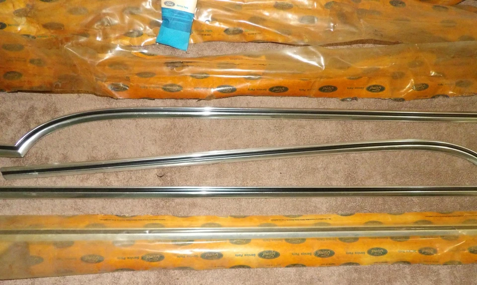 1973 1974 Mercury Marquis Brougham NOS LH+RH FRONT+REAR DOOR OUTSIDE MOULDINGS - Image 4 of 4