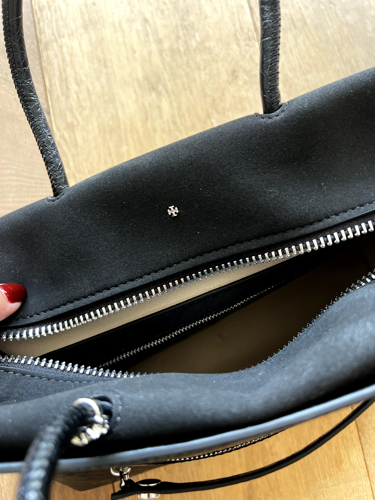 Tory Burch | Mercer Distressed Leather Satchel | OS | BNWOT | RRP $1879 image 4