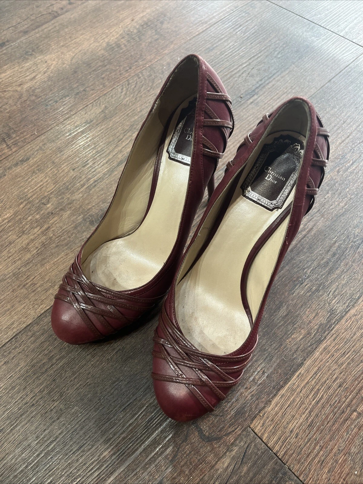 POMPES DE PISTE KARÉNINE CUIR BORDEAUX CHRISTIAN DIOR taille 4uk / 37